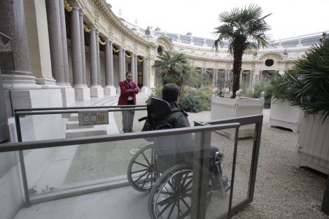accessibilité fauteuil roulant musée du Petit Palais