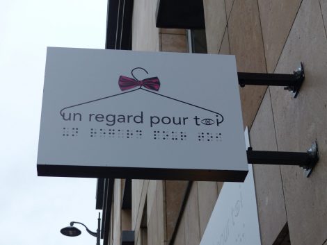 enseigne de la boutique
