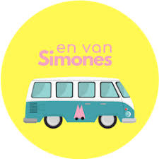 En Van Simones